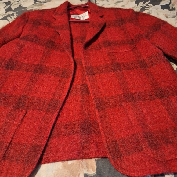 EUC Vintage union tag 85% mohair & wool red plaid blazer - Picture 13 of 13